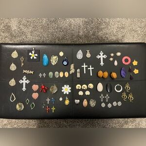 Craft Beads, 70 PENDANTS, CHARMS, PARTS & PIECES, Jewelry Supplies
